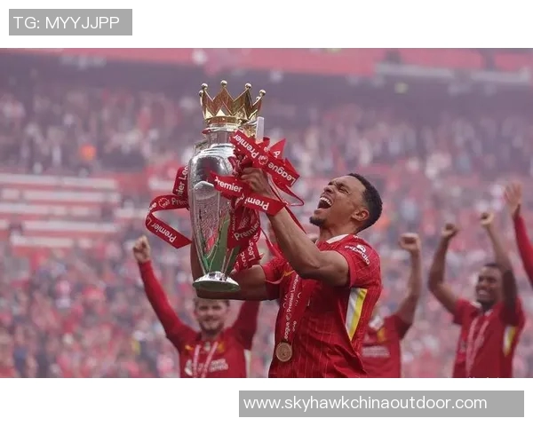 英超球队冬季转会窗口开启，利物浦有望引进新前锋助攻冠军争夺