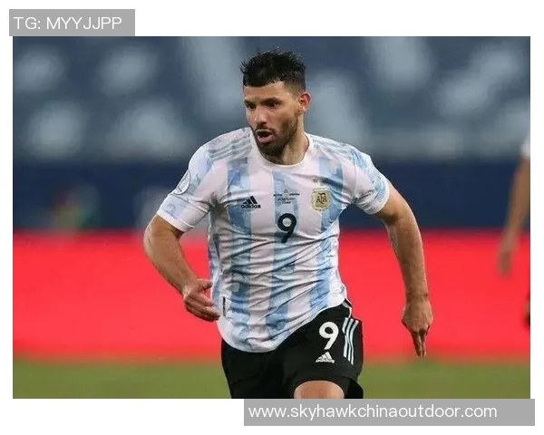阿圭罗领衔阿根廷国家队出征南美洲杯，期待再创辉煌